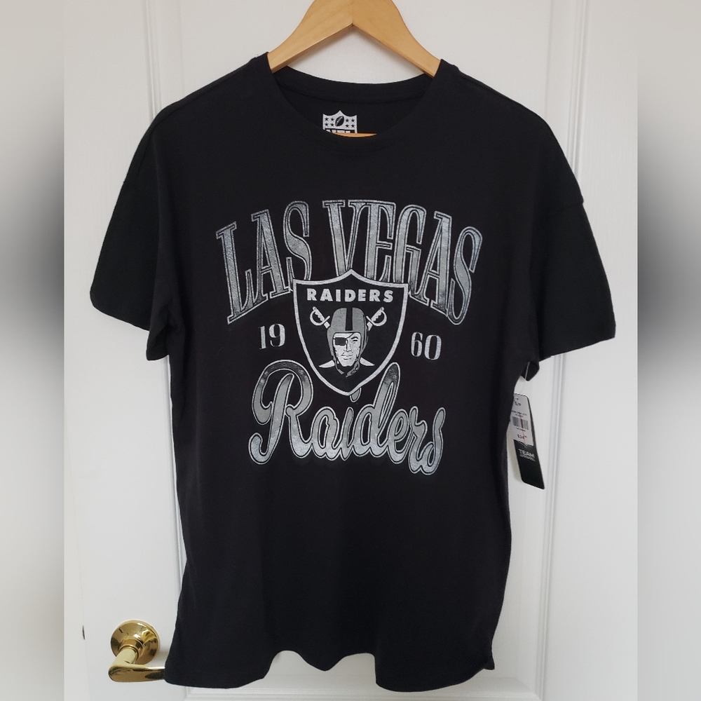 NWT Unisex oversized NFL Las Vegas Raiders Black graphic Tshirt